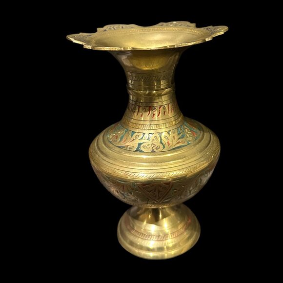 Vintage Etched Brass Vase with Scalloped Rim, Indian Enamel Flower Vase, - Picture 3 of 5